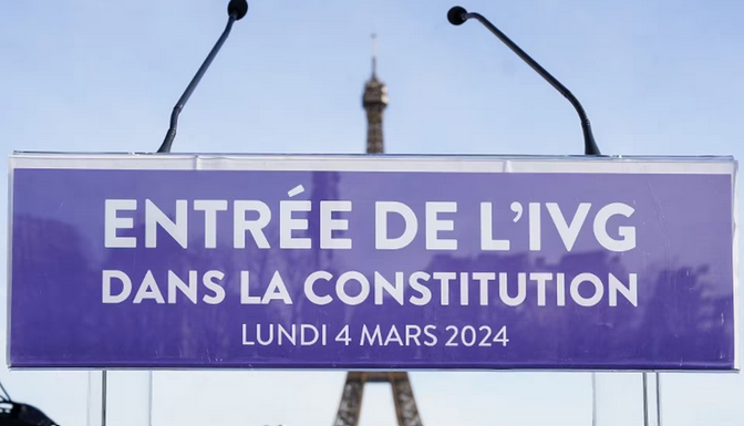 l'IVG  dans la Constitution